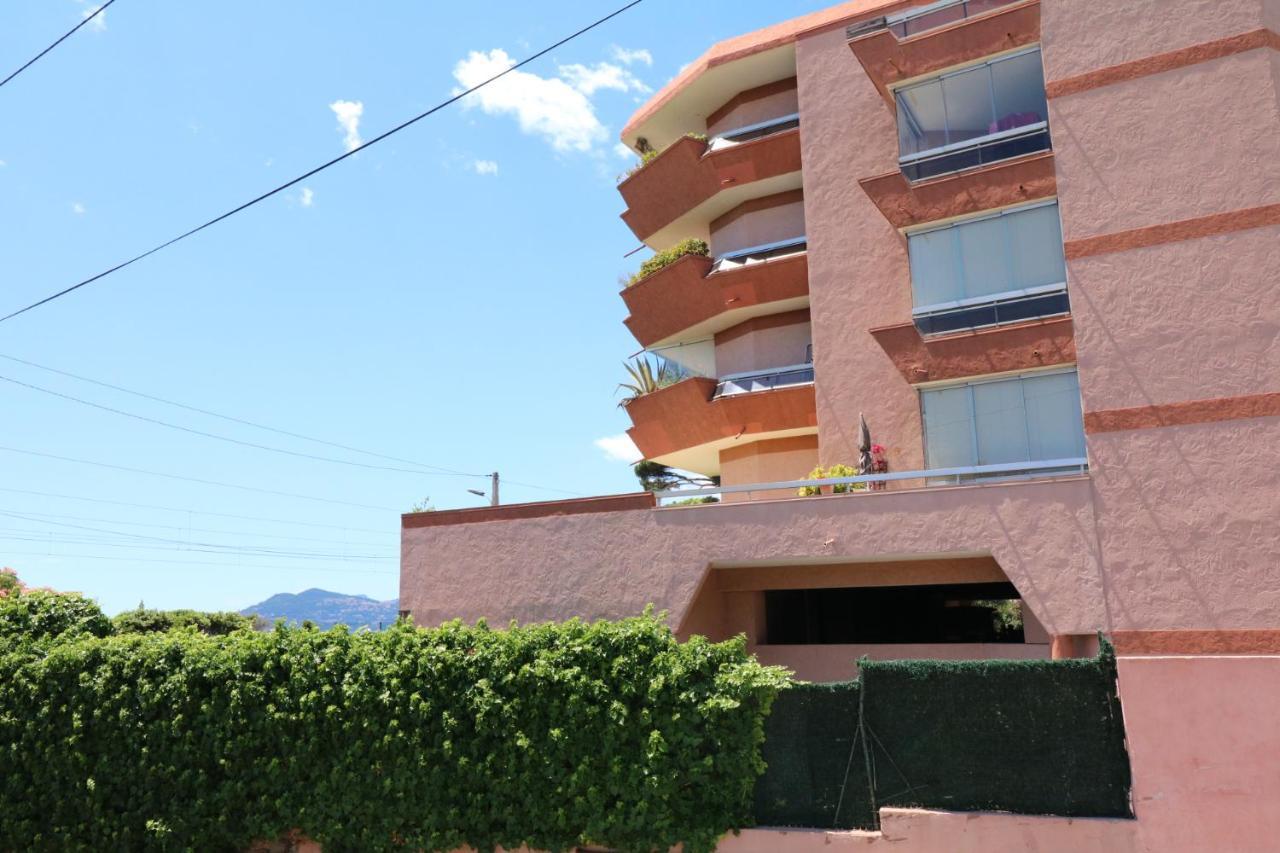 Studio With Beautiful Sea View And Direct Beach Access Cannes Zewnętrze zdjęcie